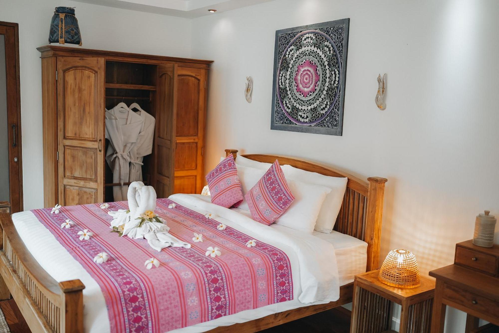 Soul Villas - Beachfront Private Pool Villas, Phuket Nature Retreat Panwa Beach Exterior foto